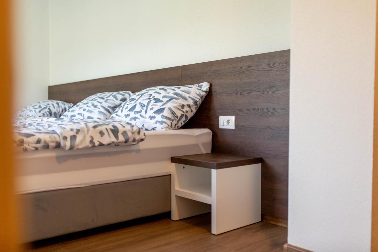 Apartmani Mia Prozor Exterior foto
